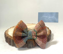 Load image into Gallery viewer, JONES Harris Tweed® Dog Collar & Bow